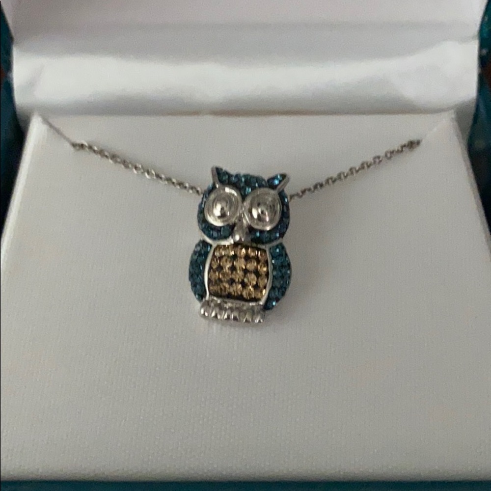 Genuine Crystal Silver Owl Pendant Necklace NWT